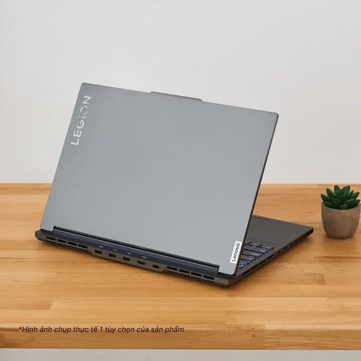 Laptop Lenovo Legion Slim 7 i7 13700H RTX 4060 8GB 16GB 1TB 2.5K 240Hz - Legion Slim 7 Gaming - Vietitpro.vn - Hình 3
