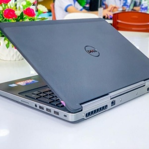 Dell Precision 7510 Core i7 – 6820HQ Ram 8GB SSD 256GB Quadro M1000