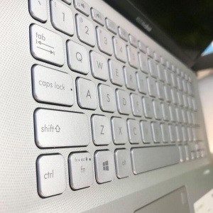 Asus VivoBook A412FA Core i3 8145U Ram 4GB SSD 512GB